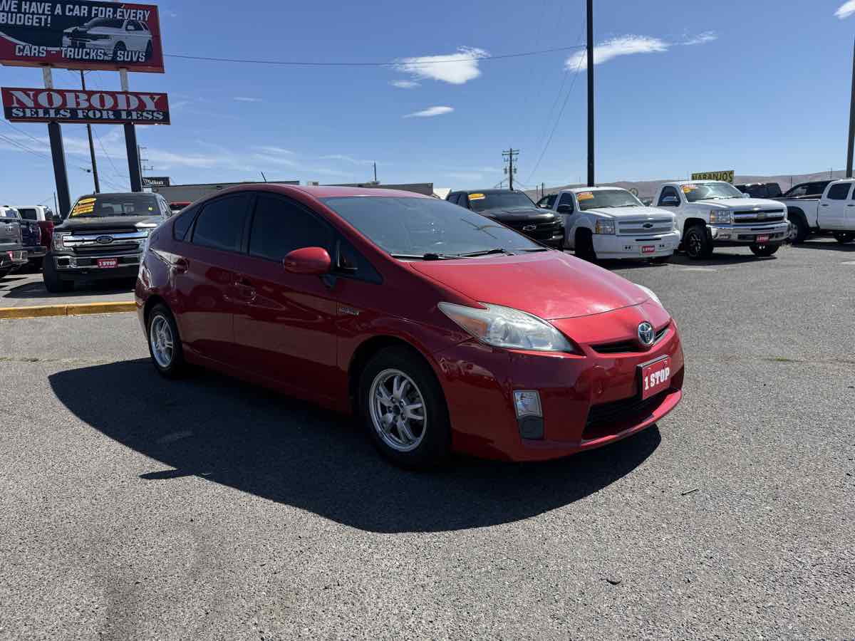 2010 Toyota Prius IV's photo