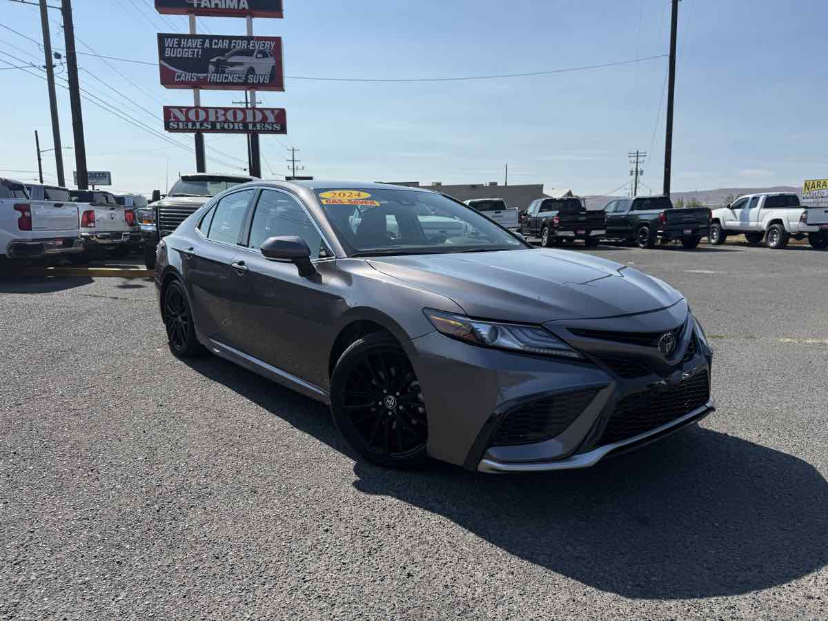 2024 Toyota Camry XSE's photo