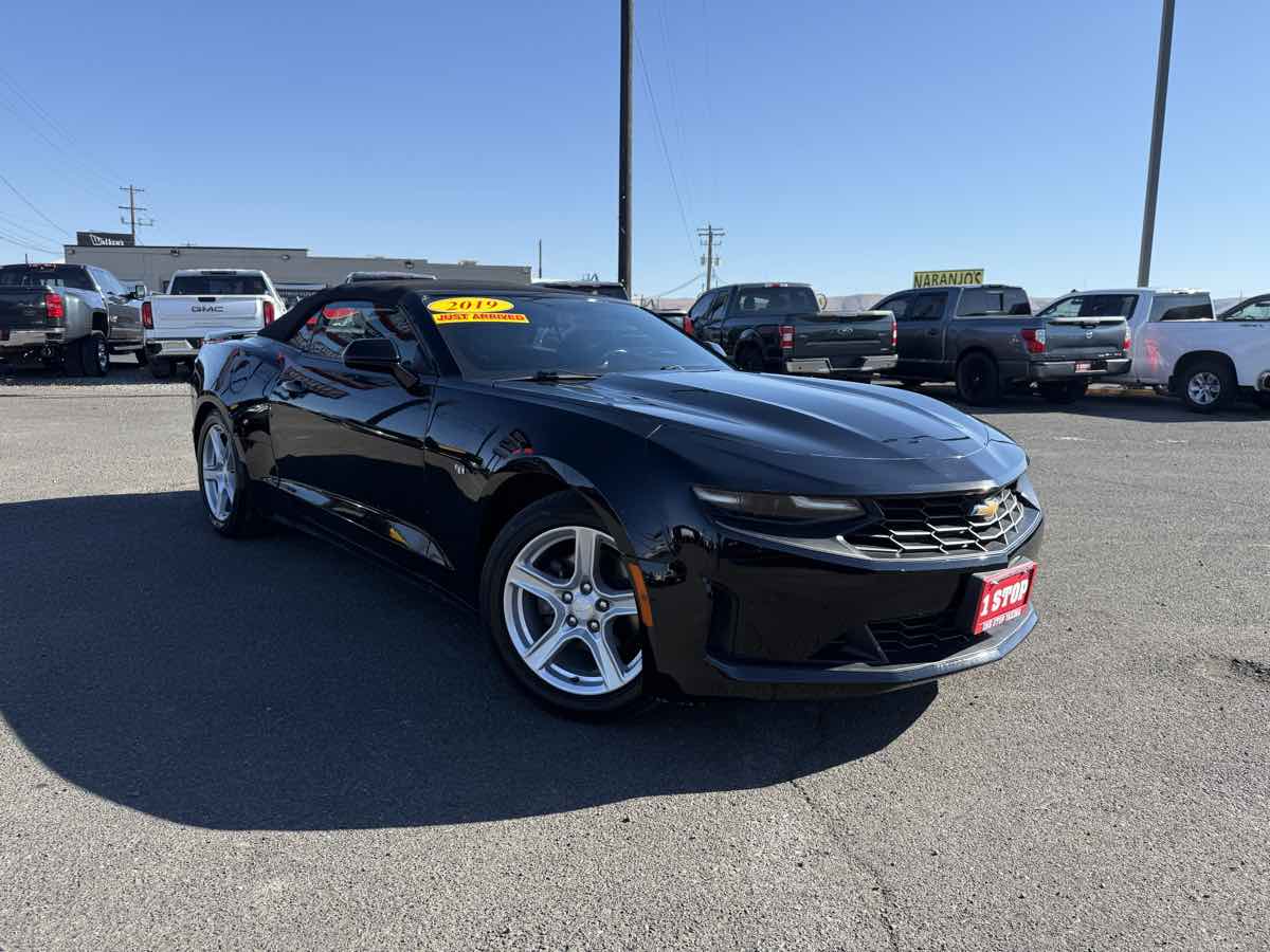 2019 Chevrolet Camaro 1LT's photo