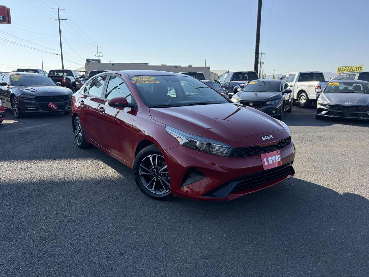 2024 Kia Forte LXS's photo