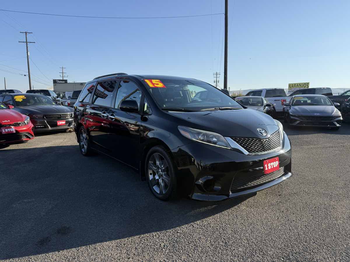 2015 Toyota Sienna SE