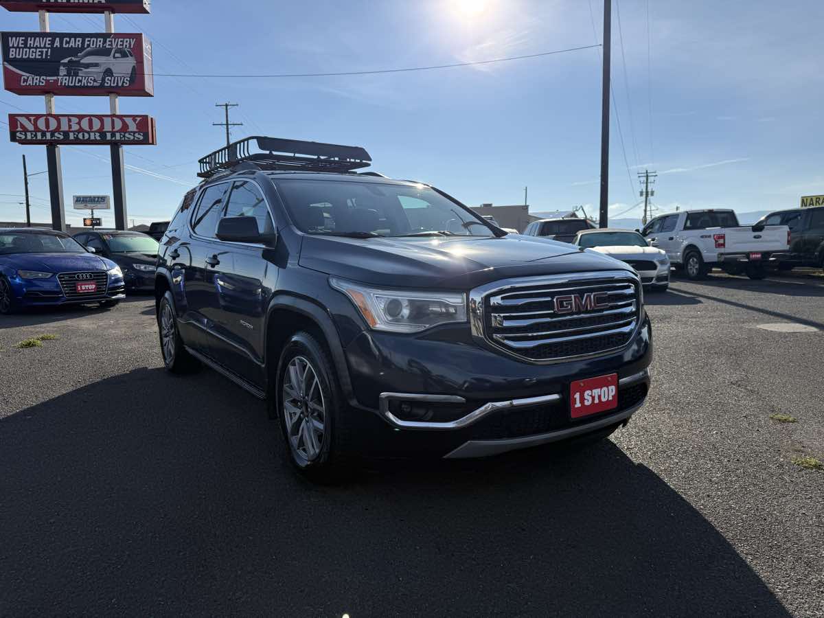 2019 GMC Acadia SLT's photo