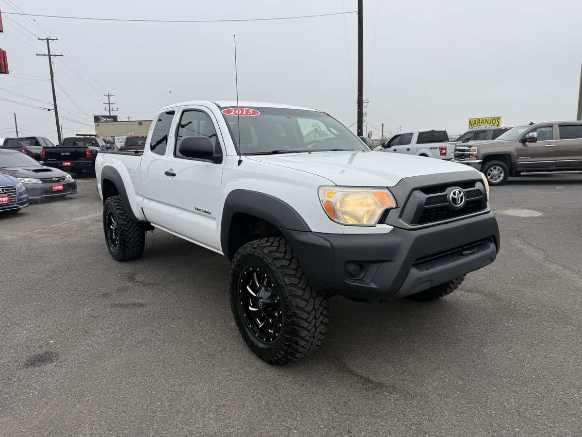 2013 Toyota Tacoma Base's photo