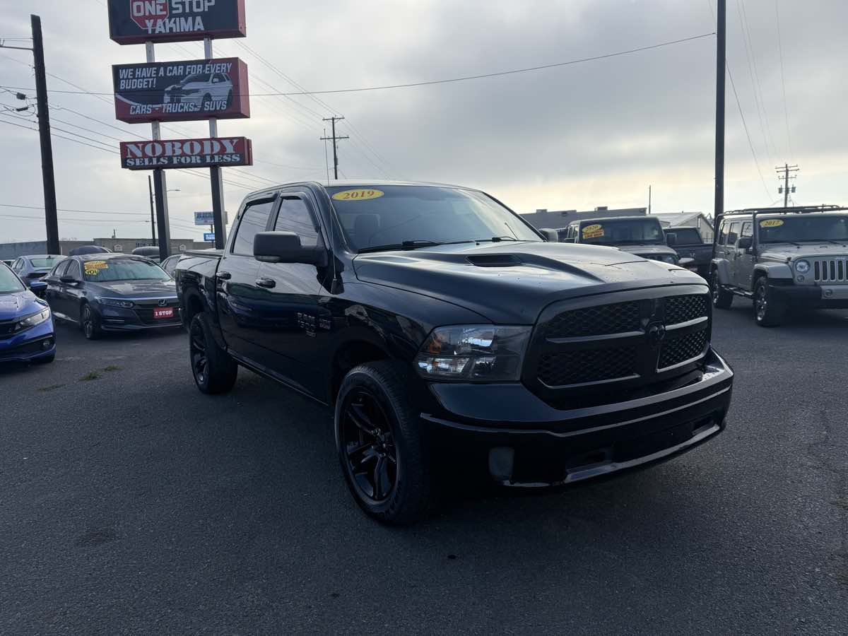 2019 RAM Ram 1500 Classic SLT's photo