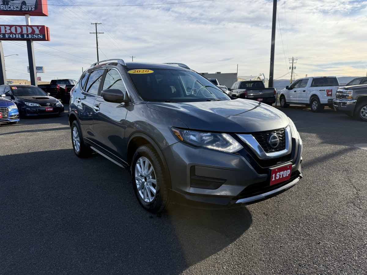 2020 Nissan Rogue S's photo