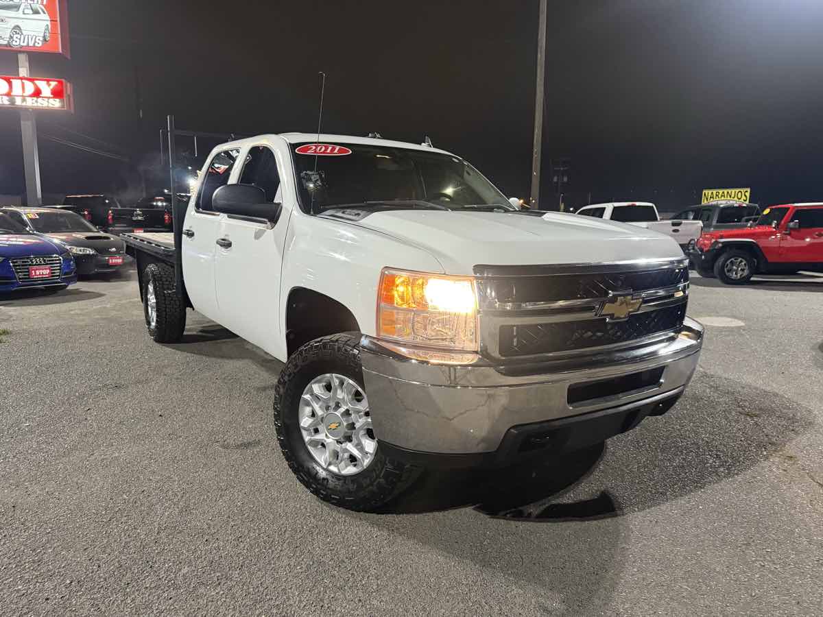 2011 Chevrolet Silverado 3500 Chassis Cab Work Truck's photo