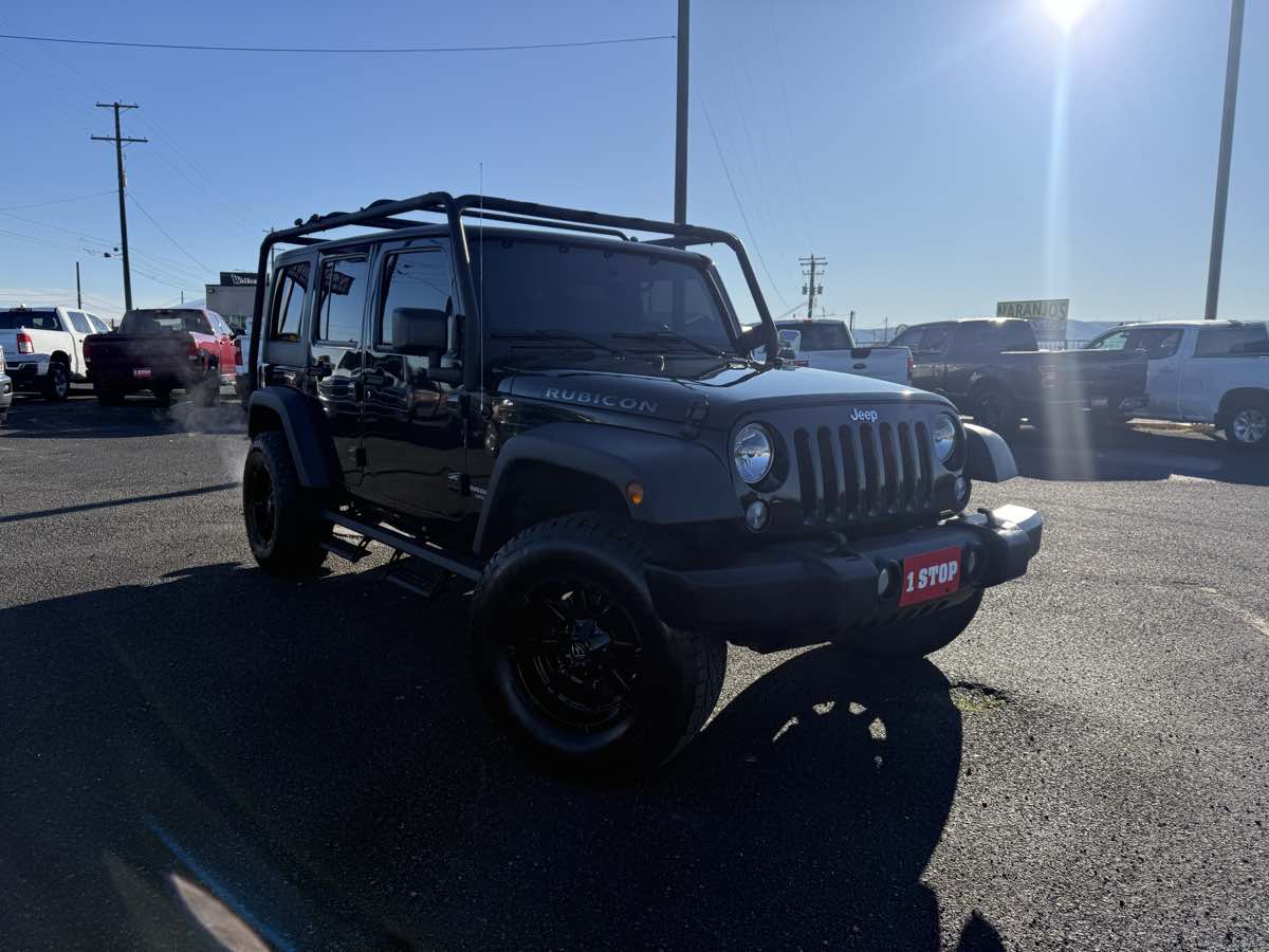 2016 Jeep Wrangler Unlimited Rubicon's photo