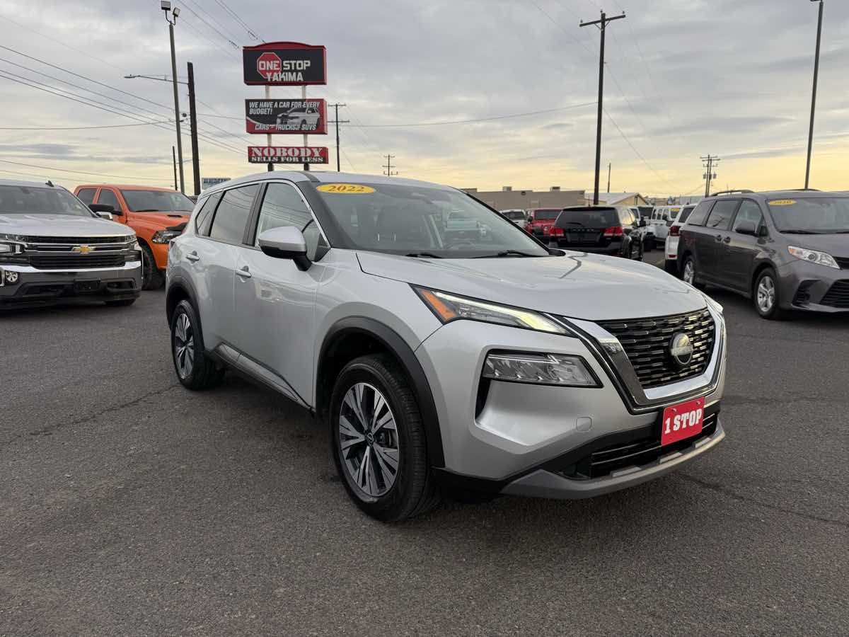 2022 Nissan Rogue SV