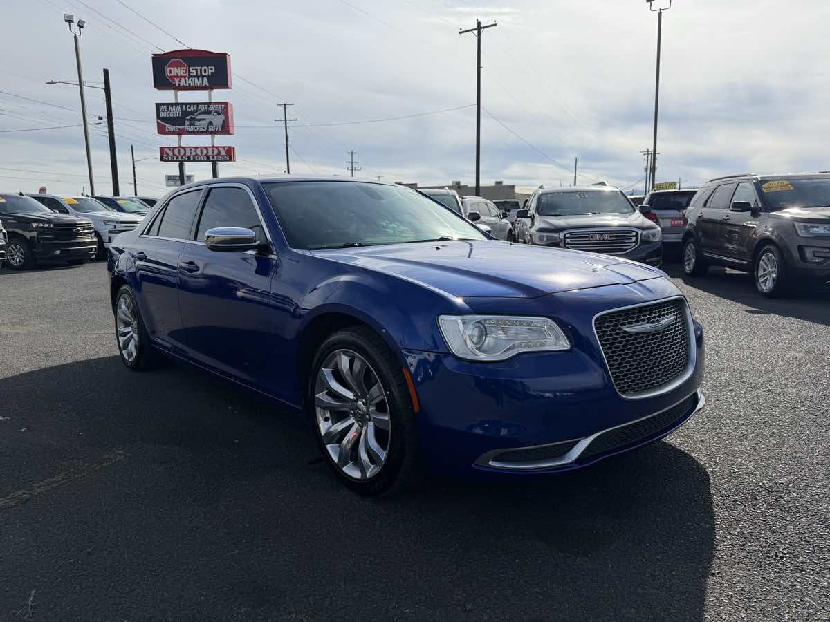 2018 Chrysler 300
