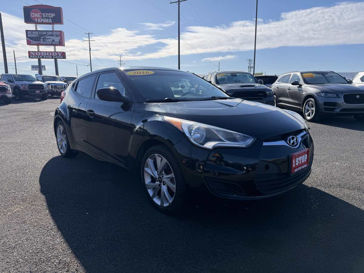 2016 Hyundai Veloster Base