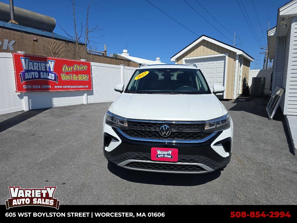2023 Volkswagen Taos SE