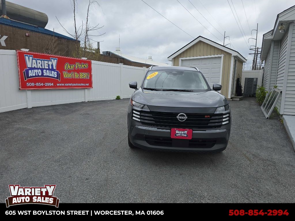 2025 Nissan Kicks SR AWD