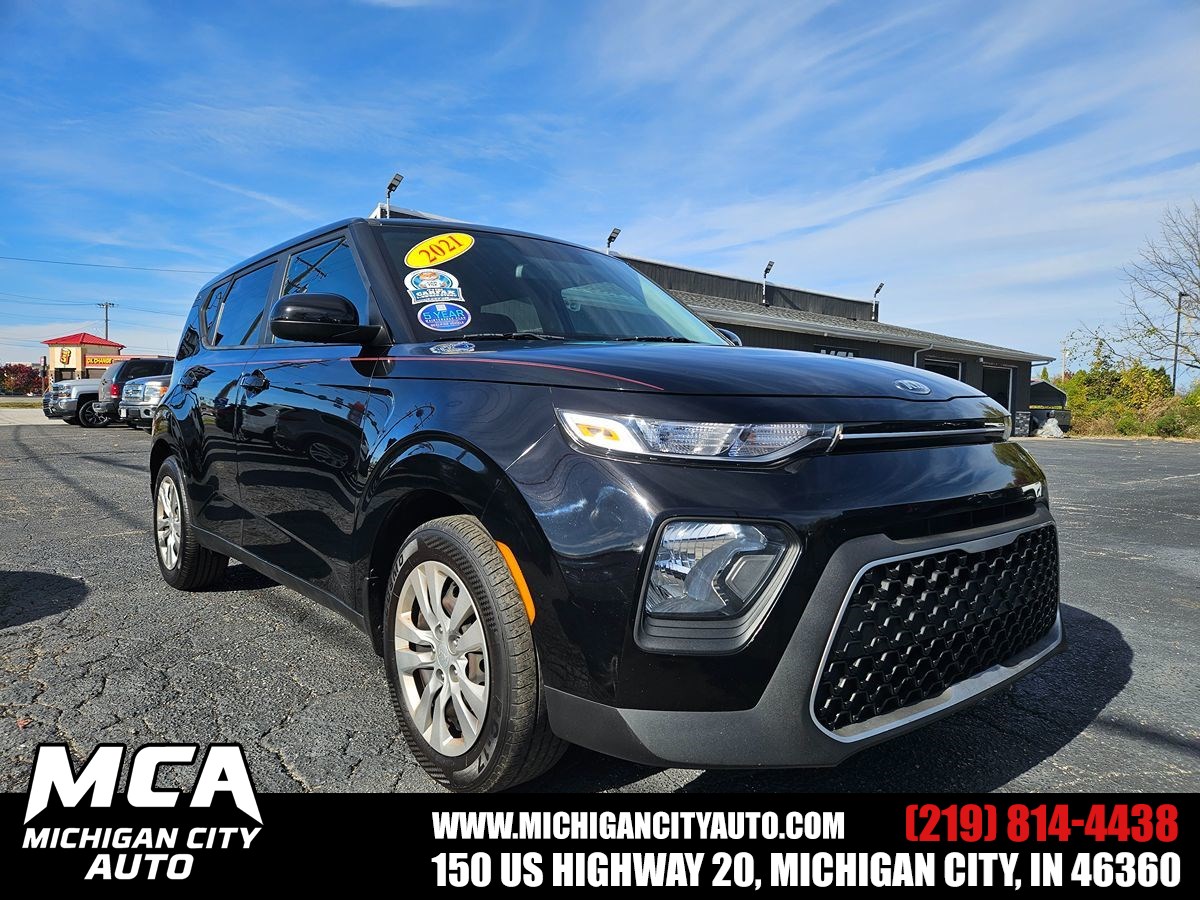 2021 Kia Soul LX's photo