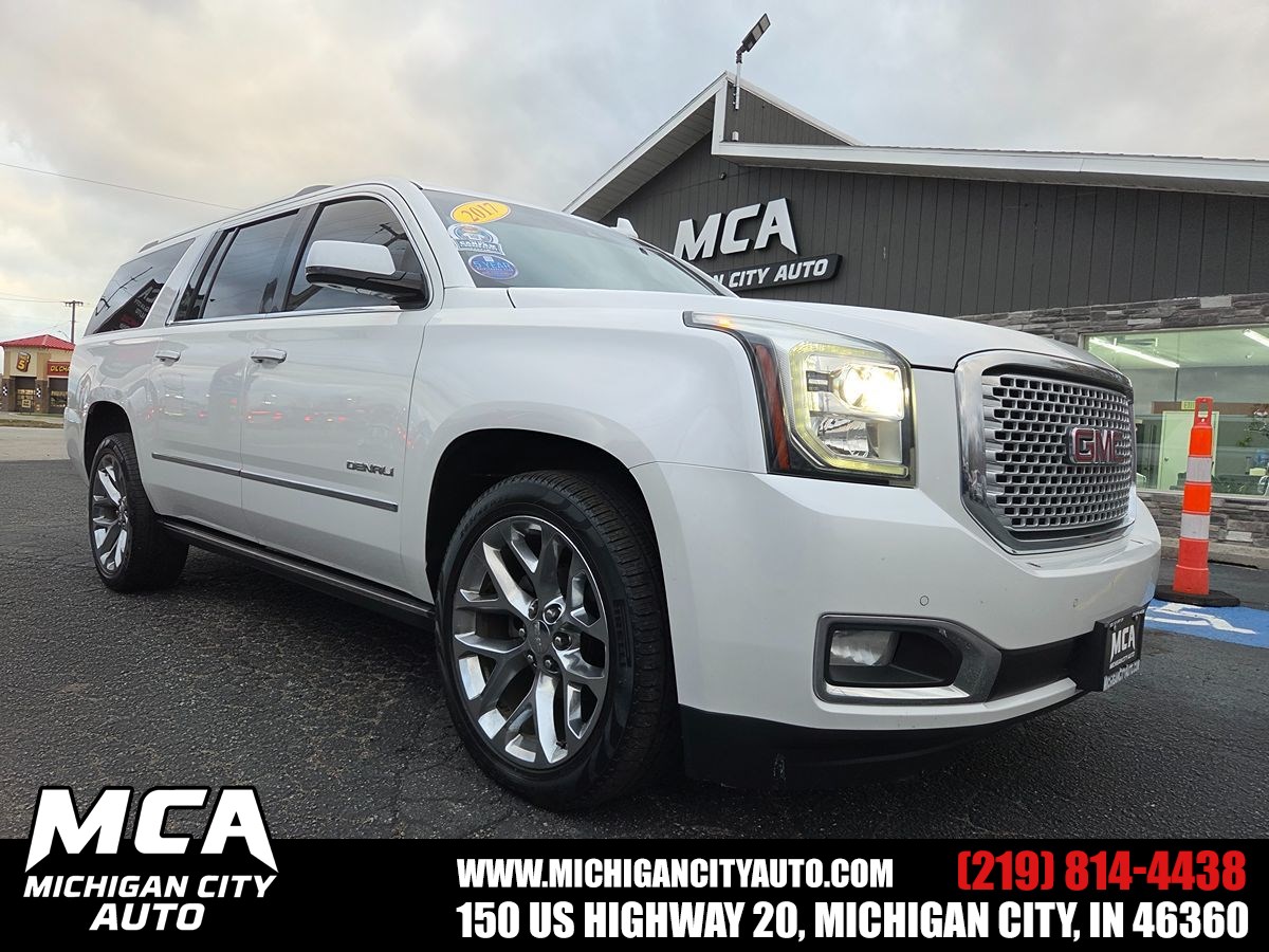 2016 GMC Yukon XL Denali's photo