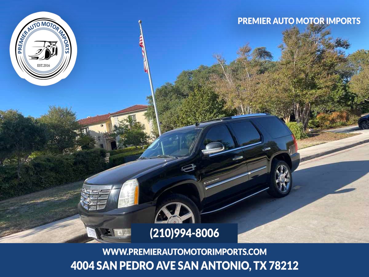 2007 Cadillac Escalade Base's photo