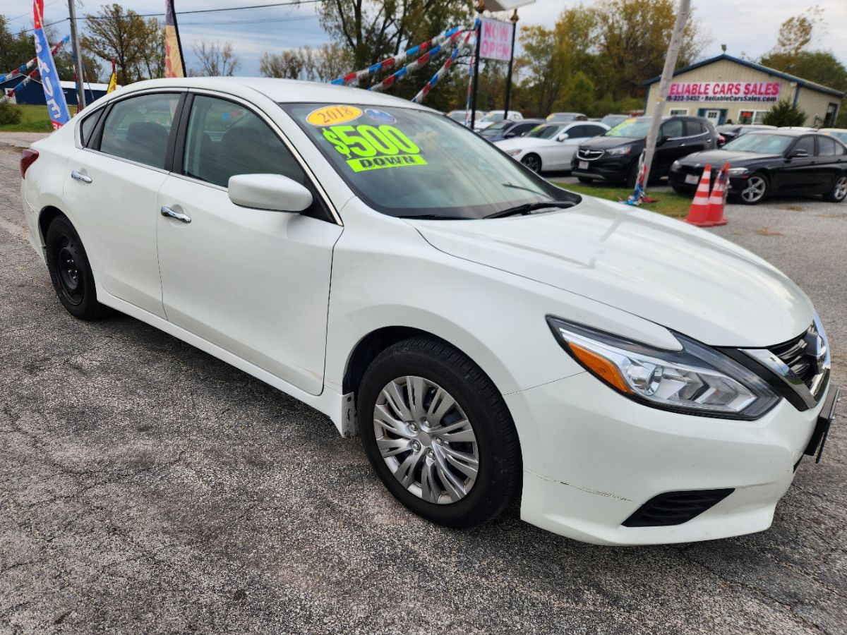 2018 Nissan Altima S's photo