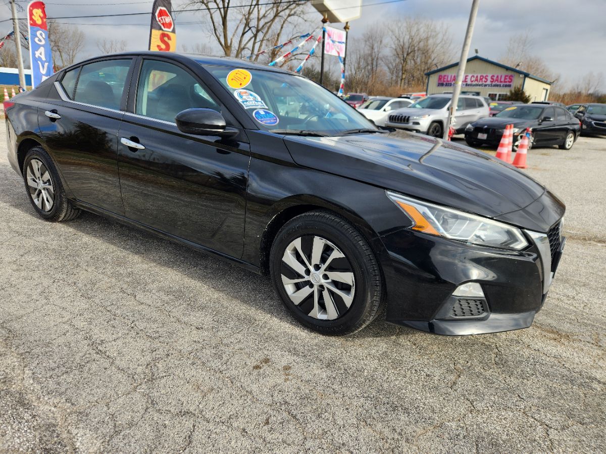 2021 Nissan Altima S's photo