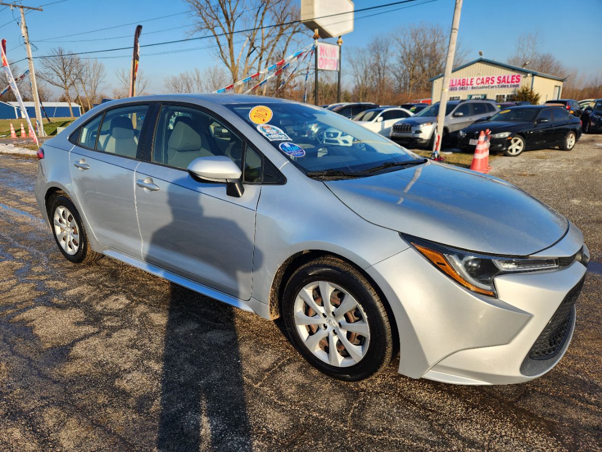 2020 Toyota Corolla LE's photo