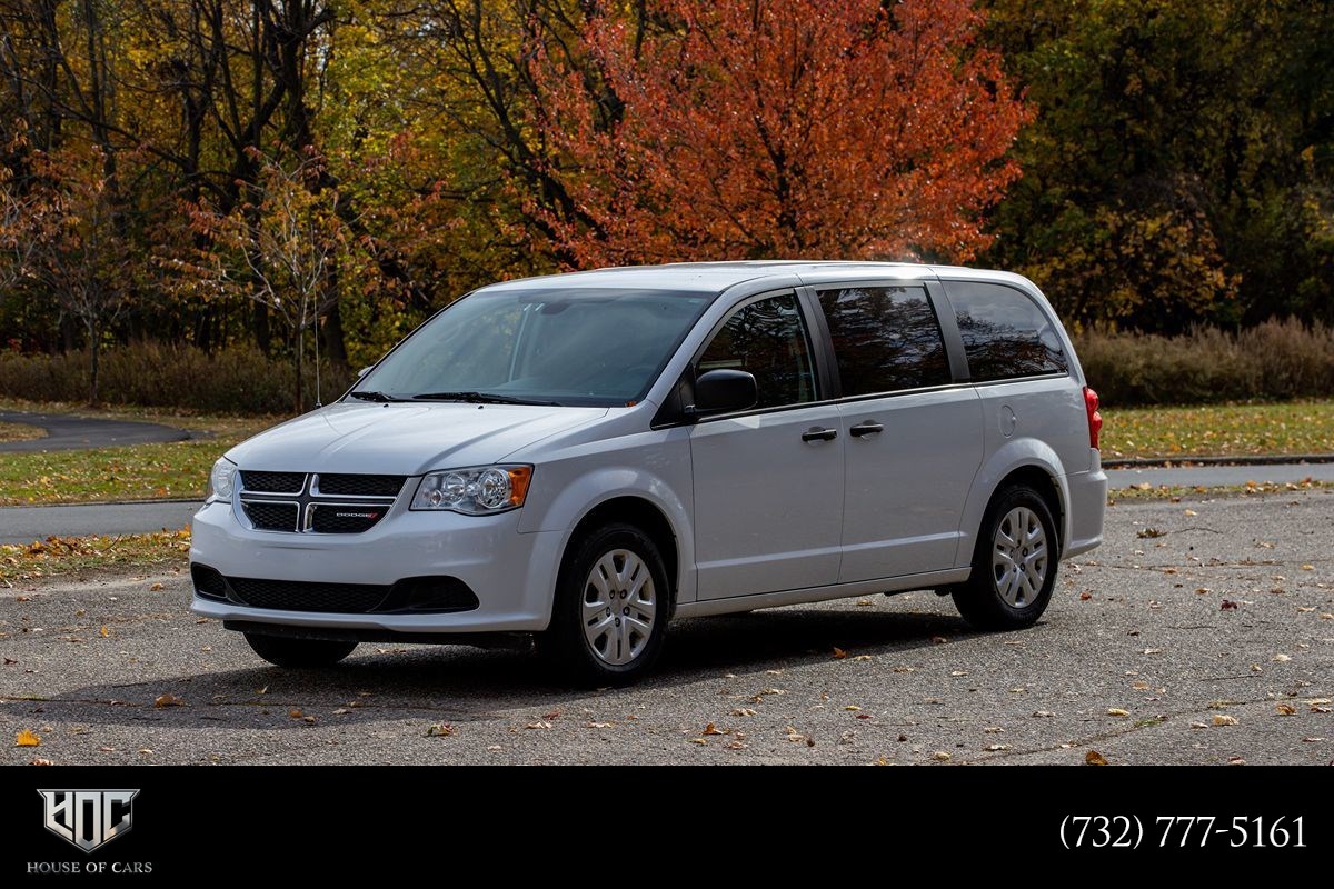 2019 Dodge Grand Caravan SE's photo