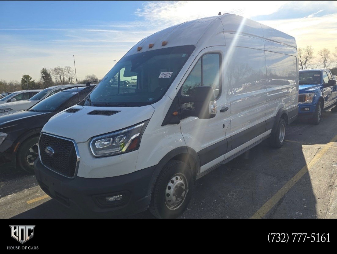 2022 Ford Transit Van Base's photo