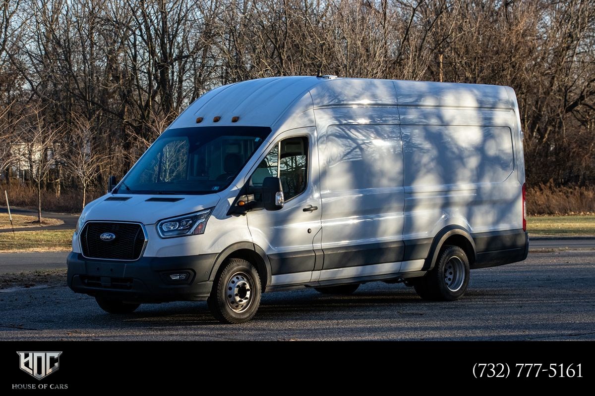 2022 Ford Transit Van Base's photo
