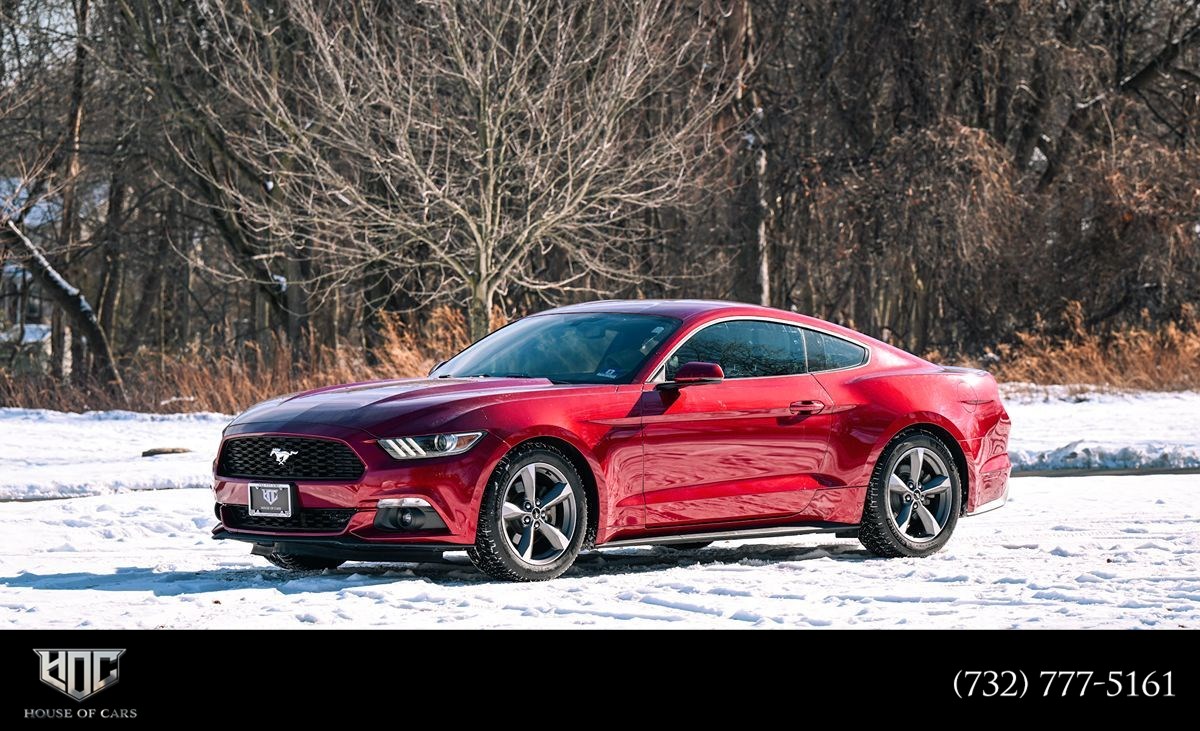 2015 Ford Mustang EcoBoost Premium