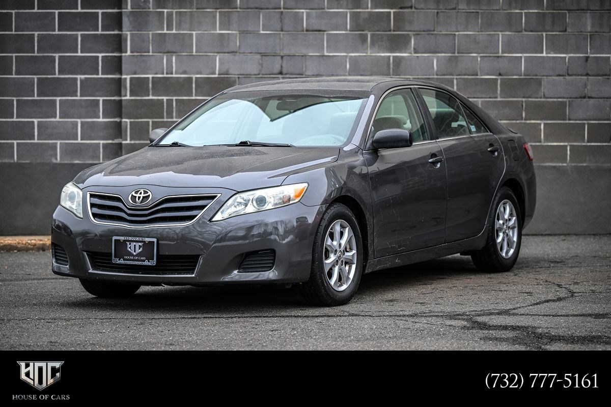 2011 Toyota Camry LE