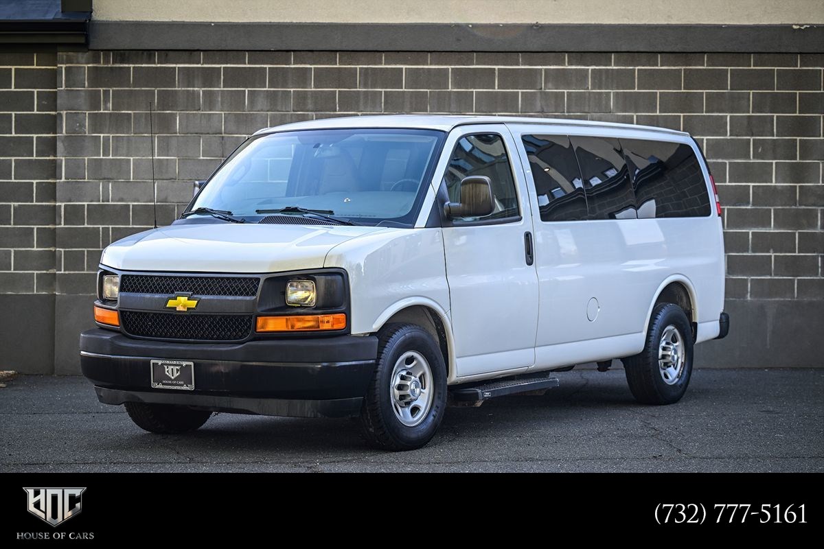 2017 Chevrolet Express Passenger