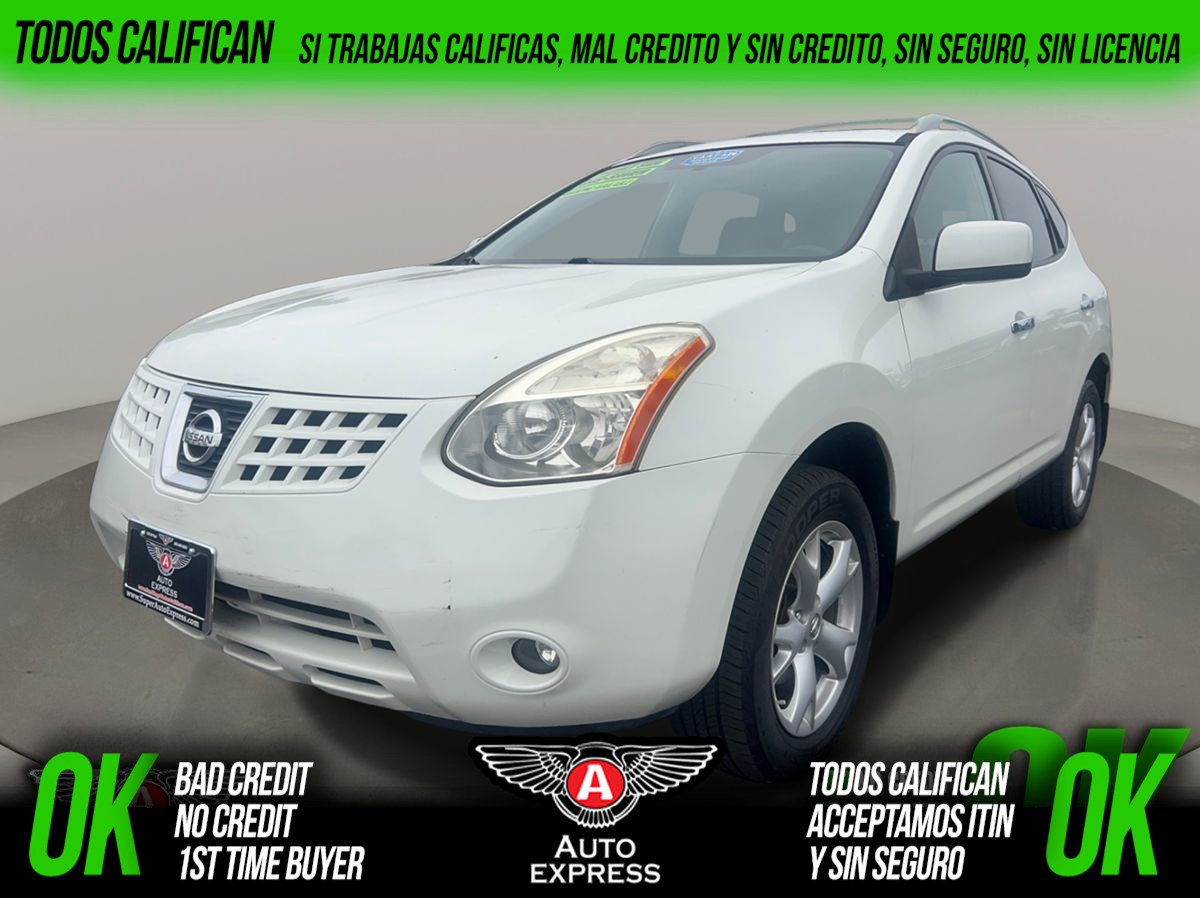2010 Nissan Rogue SL's photo