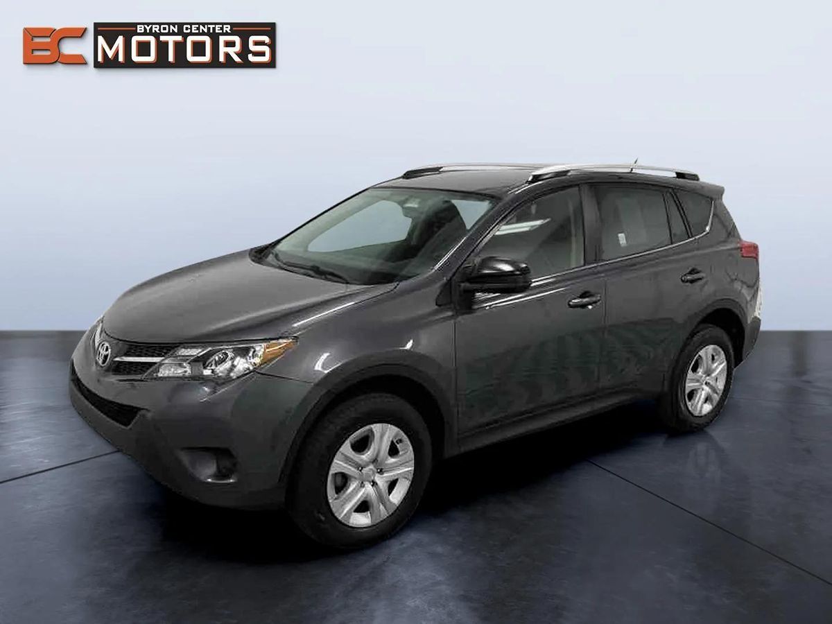 2014 Toyota RAV4 LE's photo