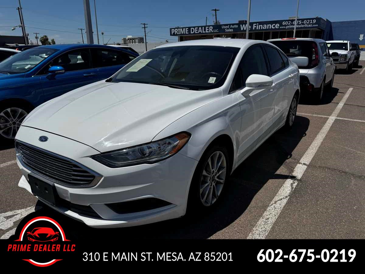 2017 Ford Fusion SE's photo