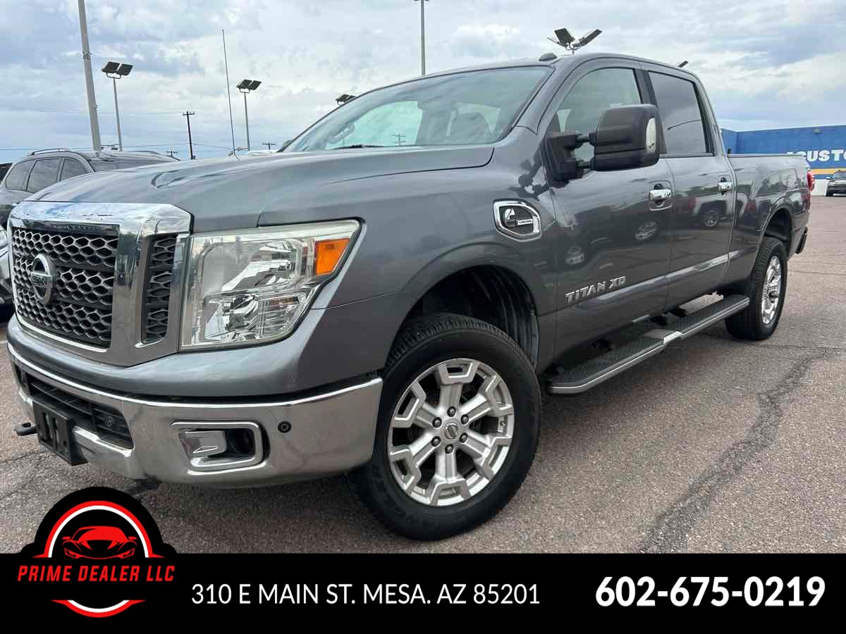 2016 Nissan Titan XD SV's photo