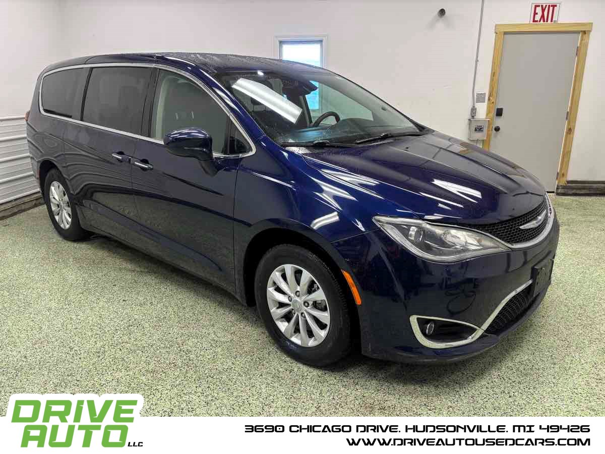 2018 Chrysler Pacifica Touring Plus