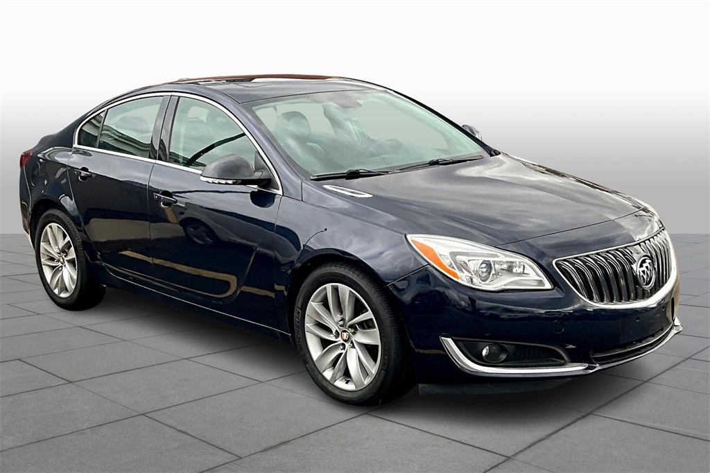 2016 Buick Regal Premium 2's photo