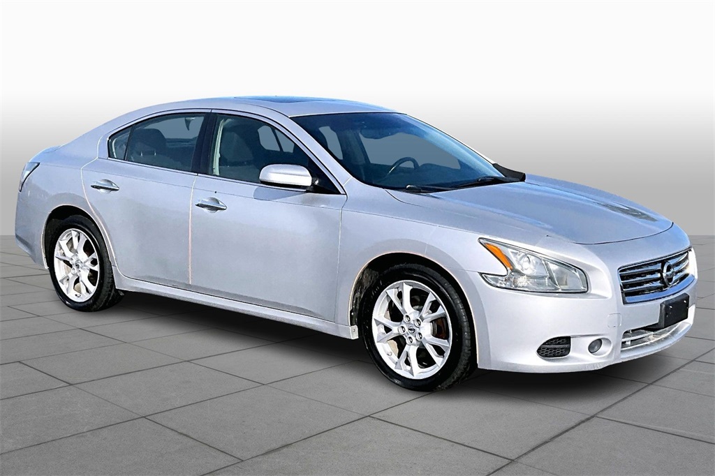 2013 Nissan Maxima S's photo