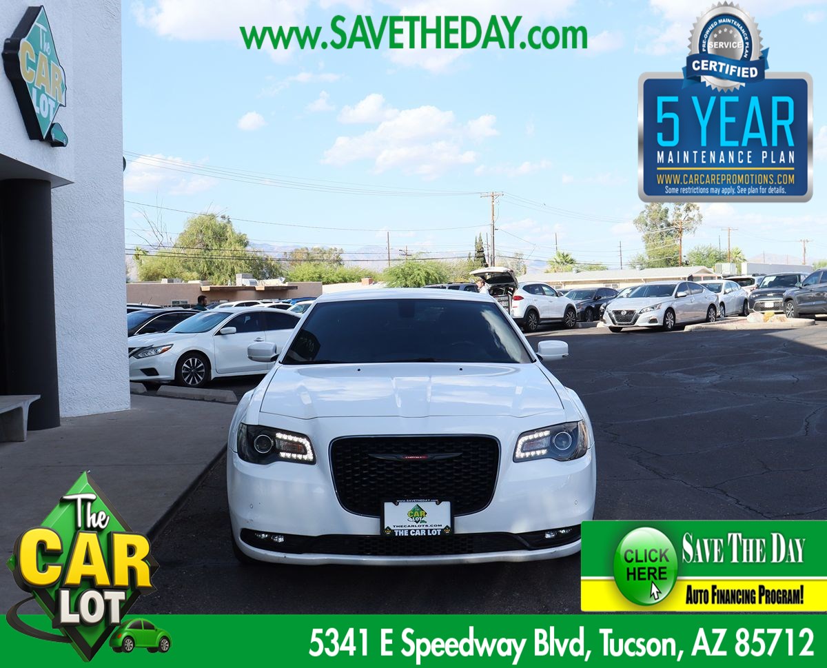 2021 Chrysler 300 S's photo