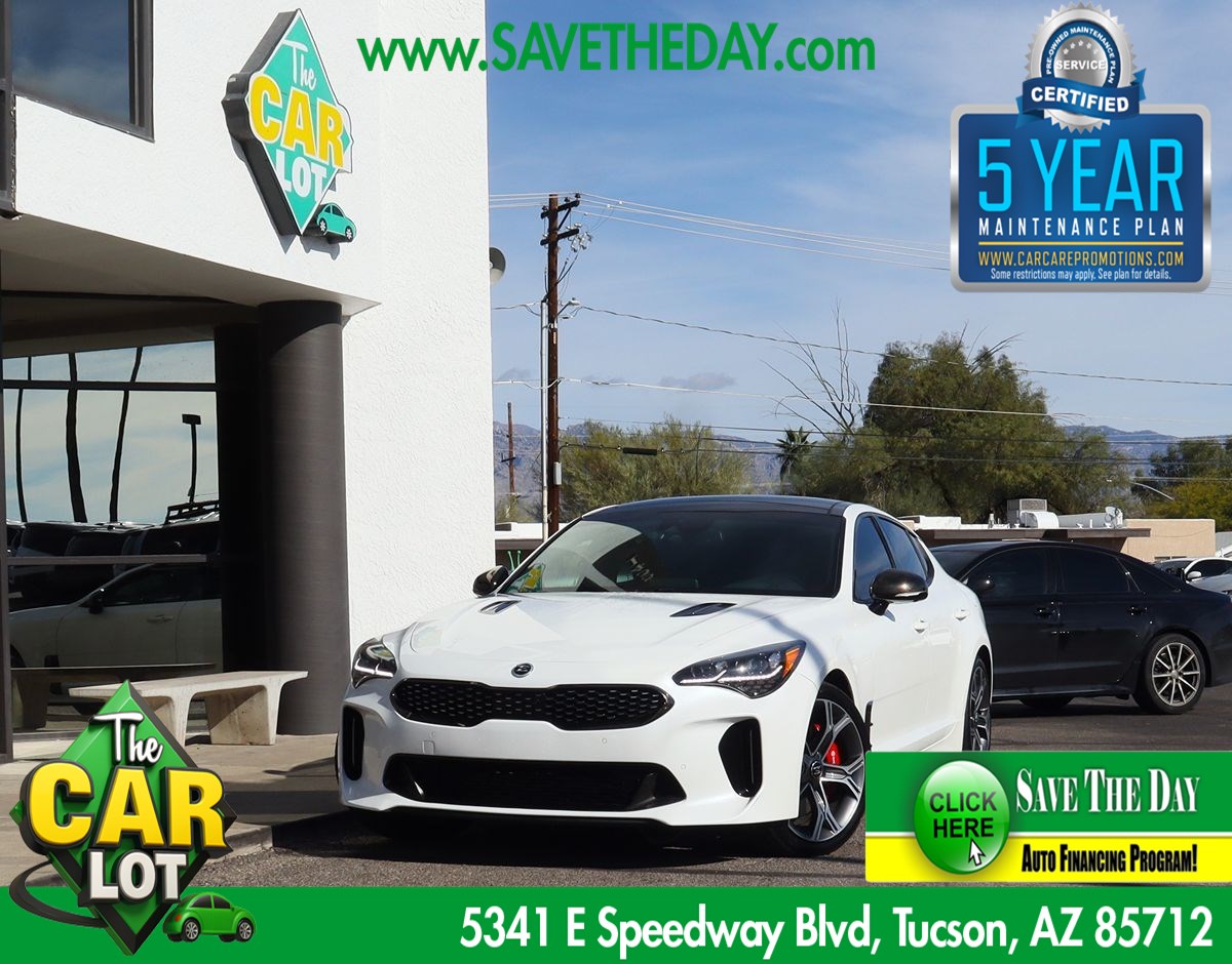 2019 Kia Stinger GT2's photo