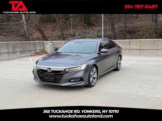 2018 Honda Accord Touring's photo