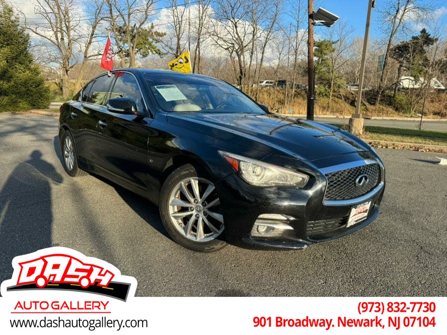 2015 INFINITI Q50 Premium