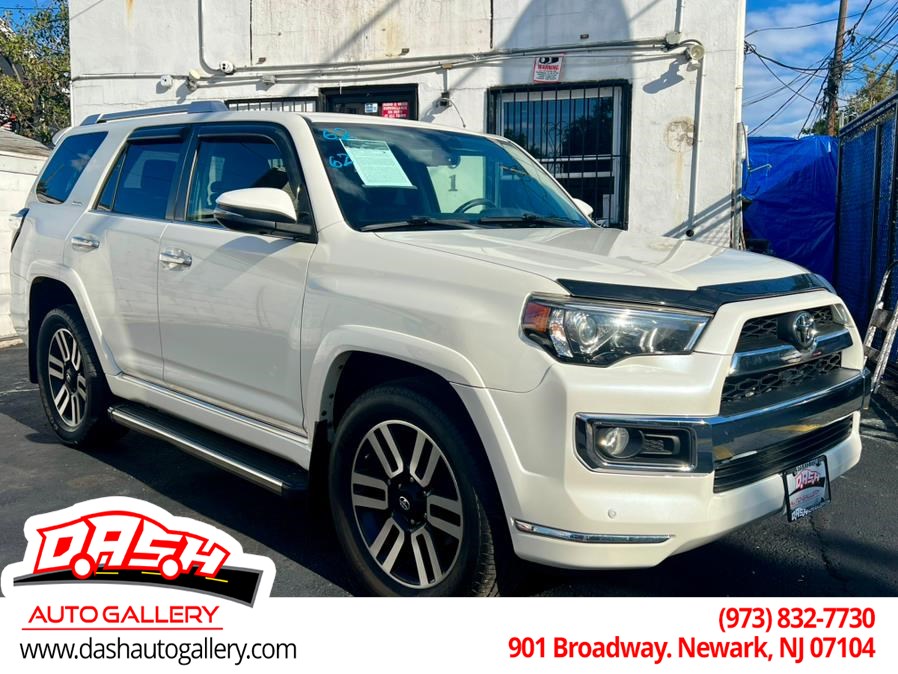 2017 Toyota 4Runner Limited's photo