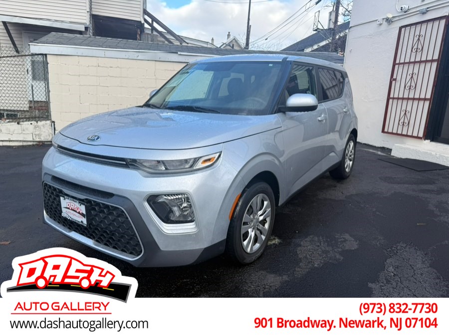 2021 Kia Soul LX's photo