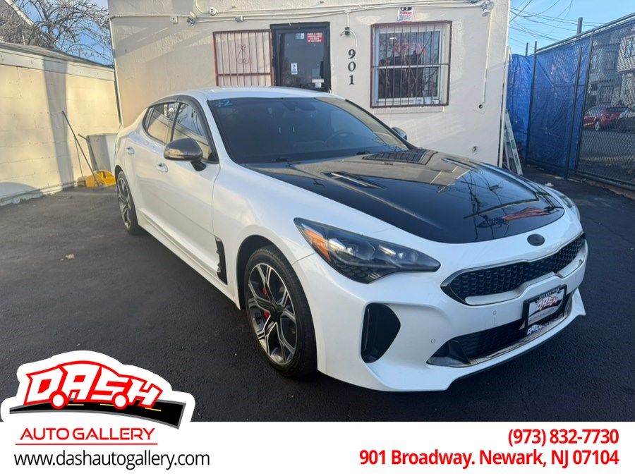 2018 Kia Stinger GT's photo