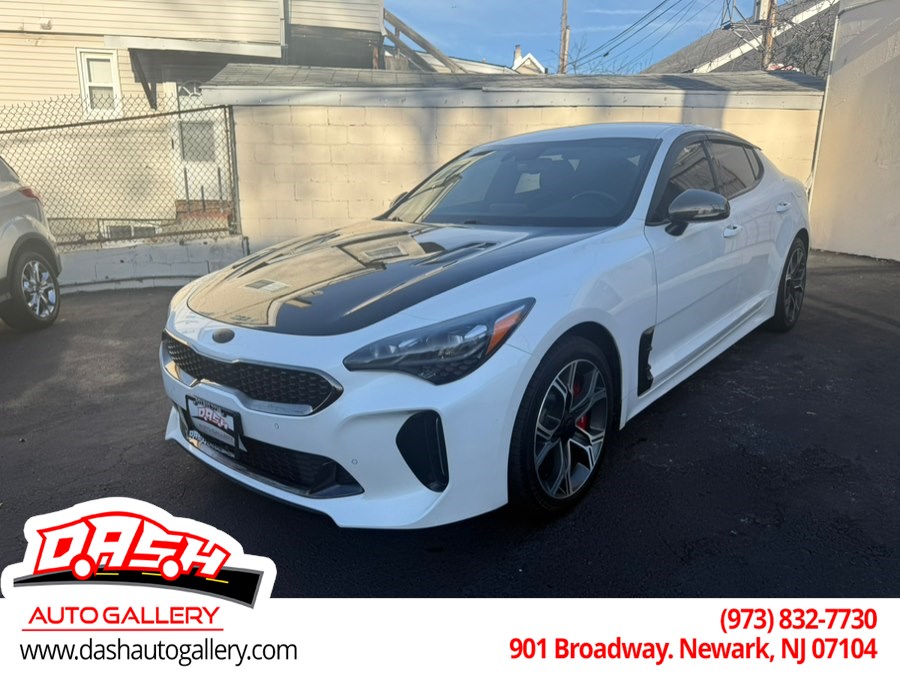 2018 Kia Stinger GT's photo