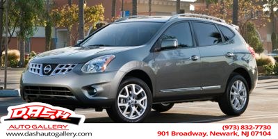 2014 Nissan Rogue Select S's photo