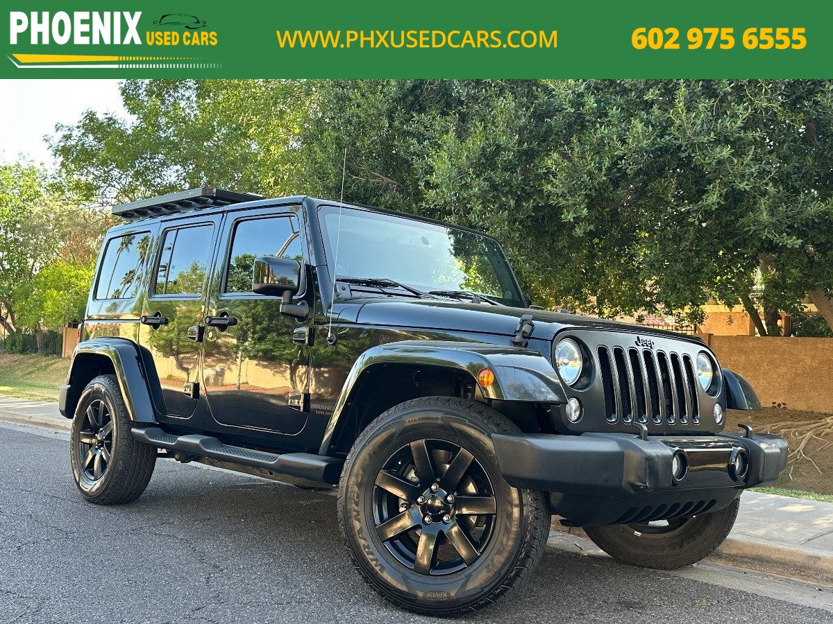 2014 Jeep Wrangler Unlimited Sahara's photo