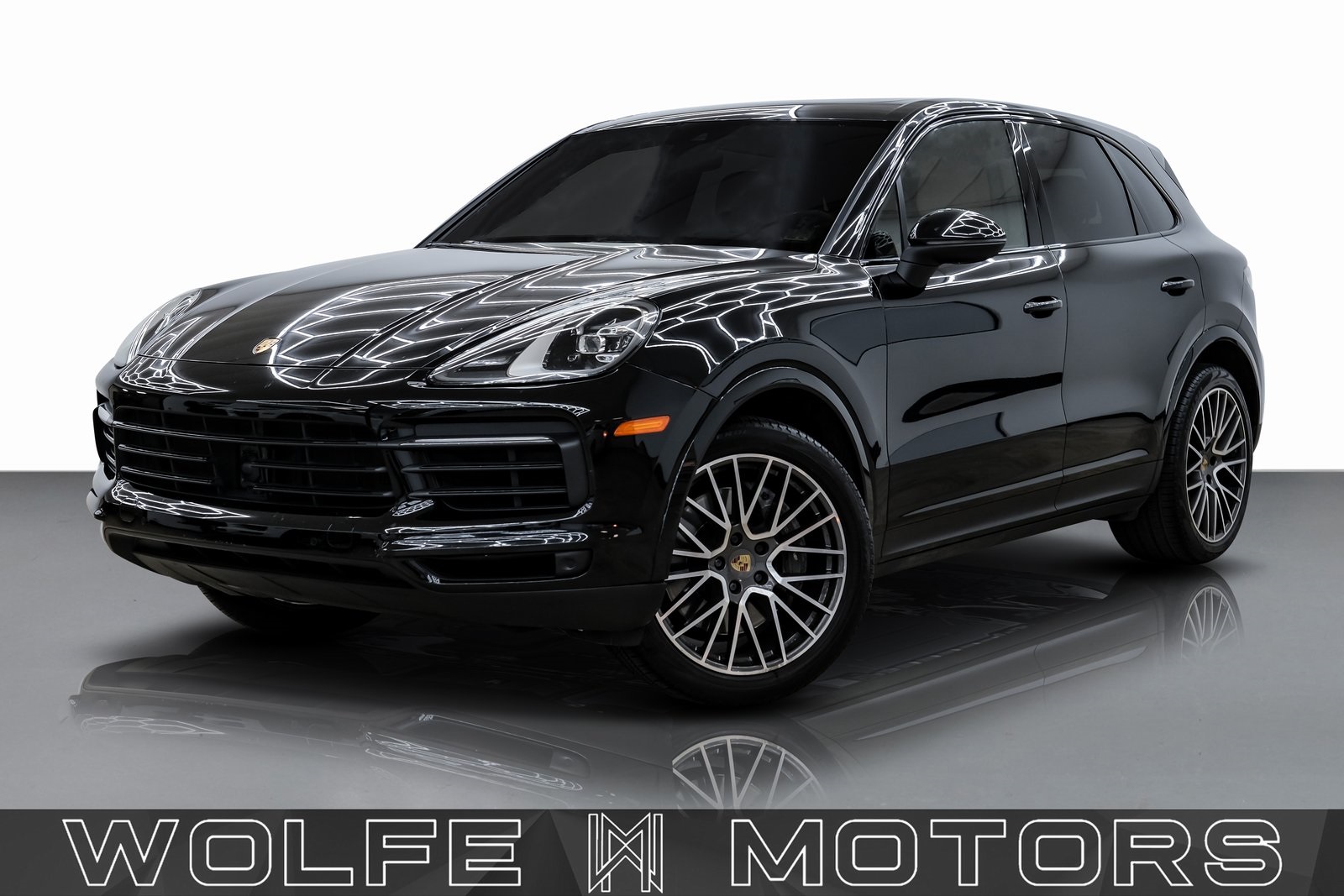 2023 Porsche Cayenne Base's photo
