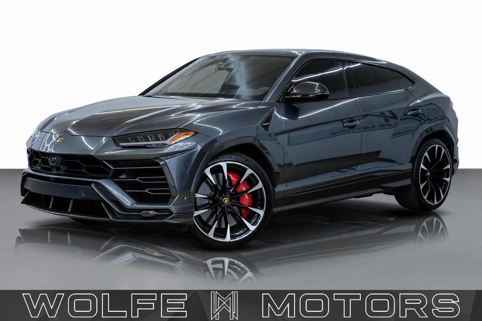 2020 Lamborghini Urus Base's photo