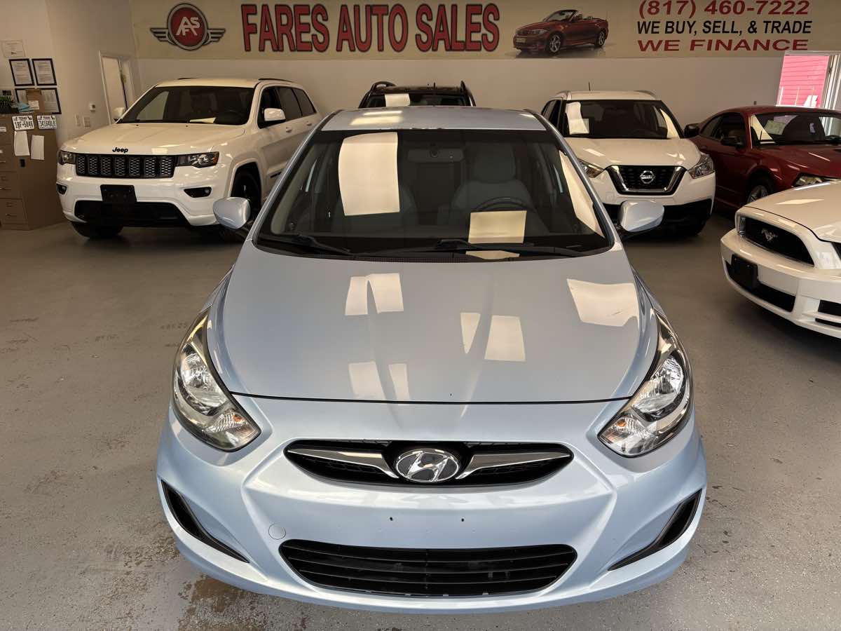 2012 Hyundai Accent GS's photo
