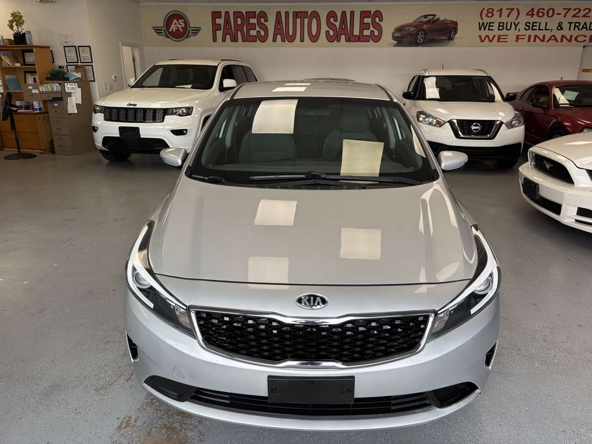 2018 Kia FORTE LX's photo