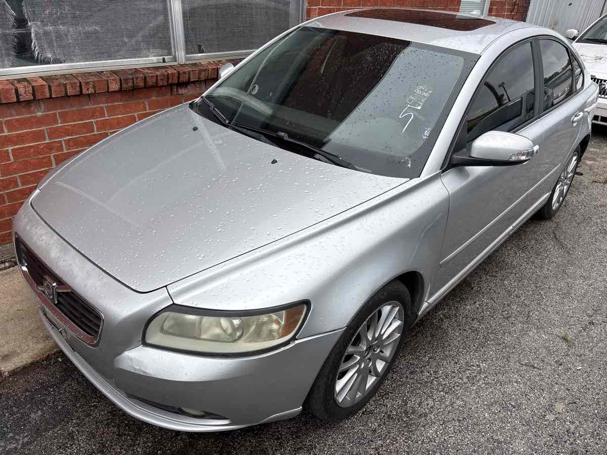 2010 Volvo S40 2.4i